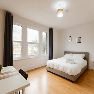  Guest house Great In Plaistow
